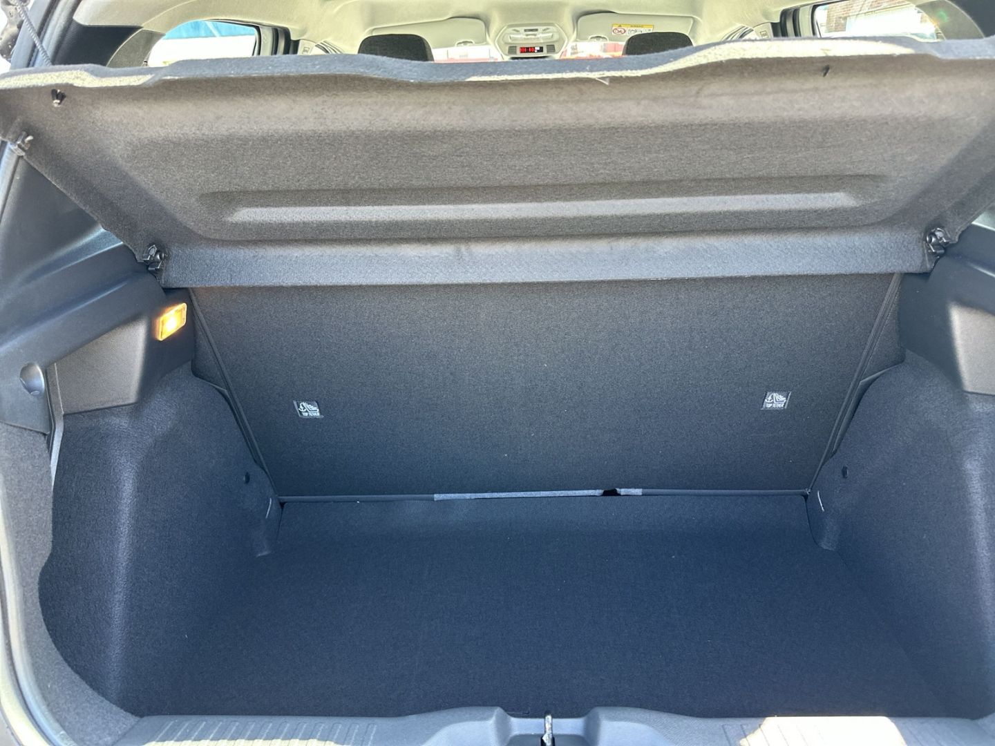 Fahrzeugabbildung Citroën C3 YOU 1.2 PT Turbo 100 S&S Spurhalteass. Temp.