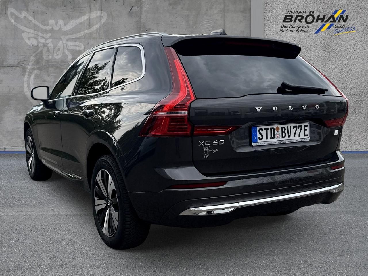 Fahrzeugabbildung Volvo XC60 T6 AWD Plus Bright Recharge Plug-In Hybrid