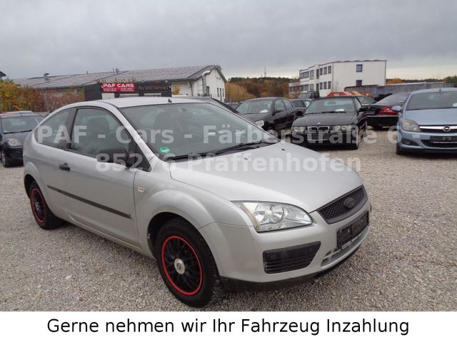 Ford Focus Lim. Ambiente 1,4, Klima, Tüv 02/20024