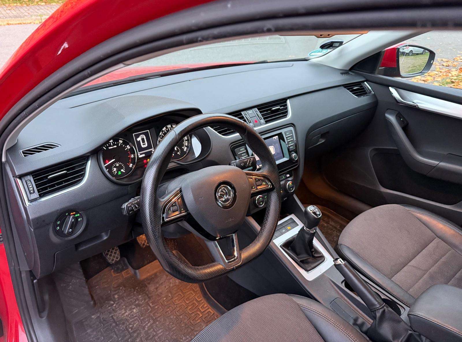 Skoda Octavia 2014 — photo 14