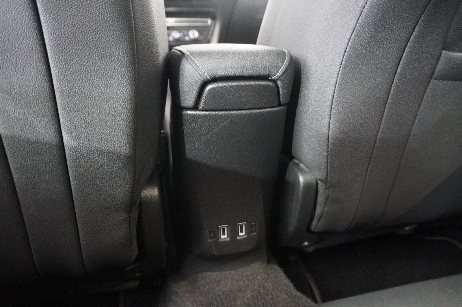 Fahrzeugabbildung Opel Mokka-e ELEGANCE 3-PHASIG NAVI/LED/KAMERA/DAB+