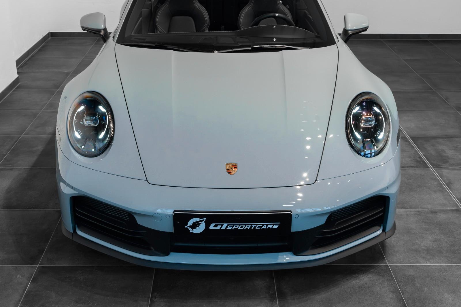 Porsche 992 Targa 4S SportAga I BOSE I 360° I Shadegreen