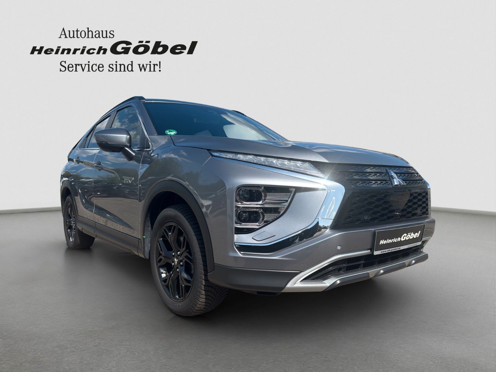 Fahrzeugabbildung Mitsubishi Eclipse Cross 2.4 PHEV 4WD Plus mit Intro-Paket