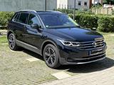 Volkswagen Tiguan 2.0 TDI SCR DSG Elegance Matrix; AHK; 