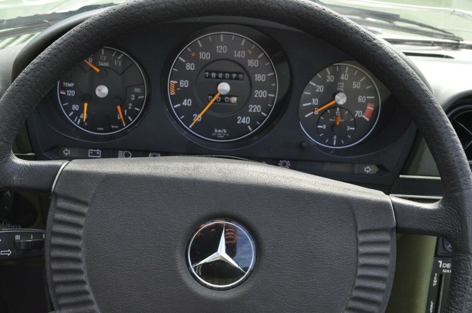 Fahrzeugabbildung Mercedes-Benz 450 SL " Super Zustand"