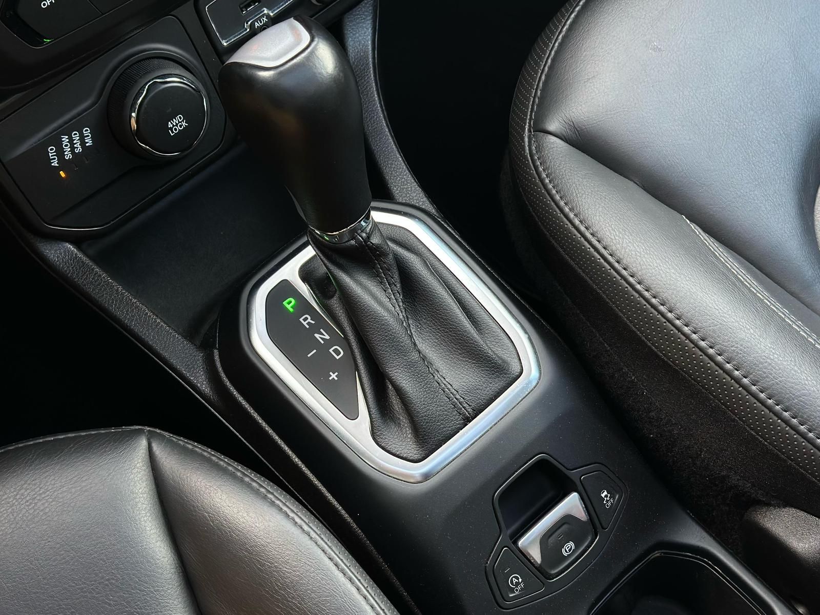 JEEP Renegade 1.3 ALL BLACK LIM 4x4 LED#ACC#SPUR#CAM - Image 14