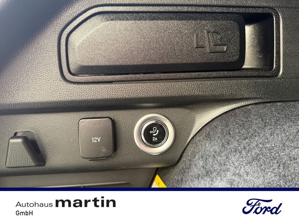 Fahrzeugabbildung Ford Kuga 1.5 ST-Line X PDC SHZ NAVI ACC B&O LED