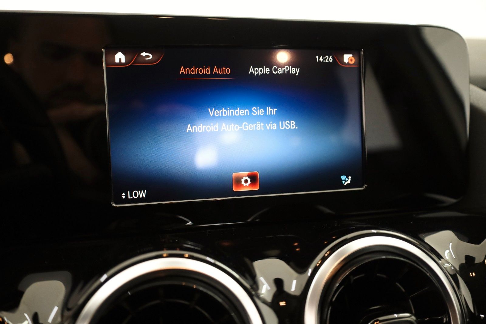 Fahrzeugabbildung Mercedes-Benz GLA 250 e Style,TLeder,Navi,LED,Kamer,CarPlay+WR