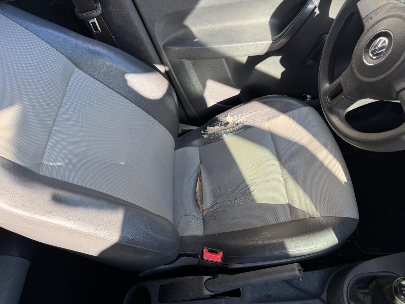 Volkswagen Caddy 2013 — photo 10