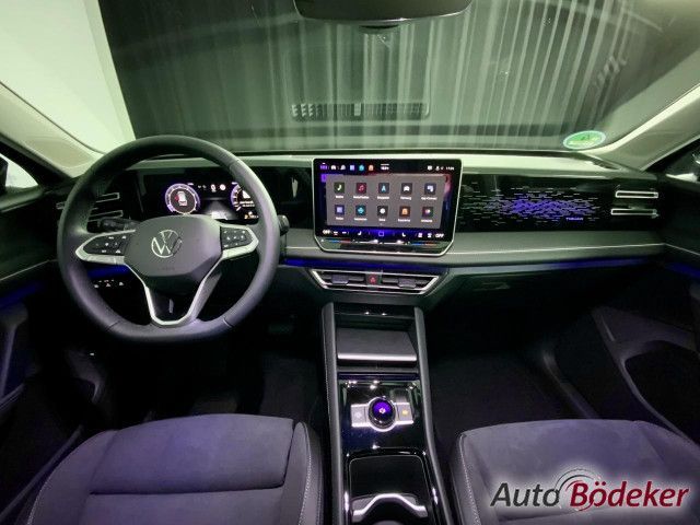 Volkswagen Tiguan 1.5 l eTSI DSG Elegance Bluetooth Navi