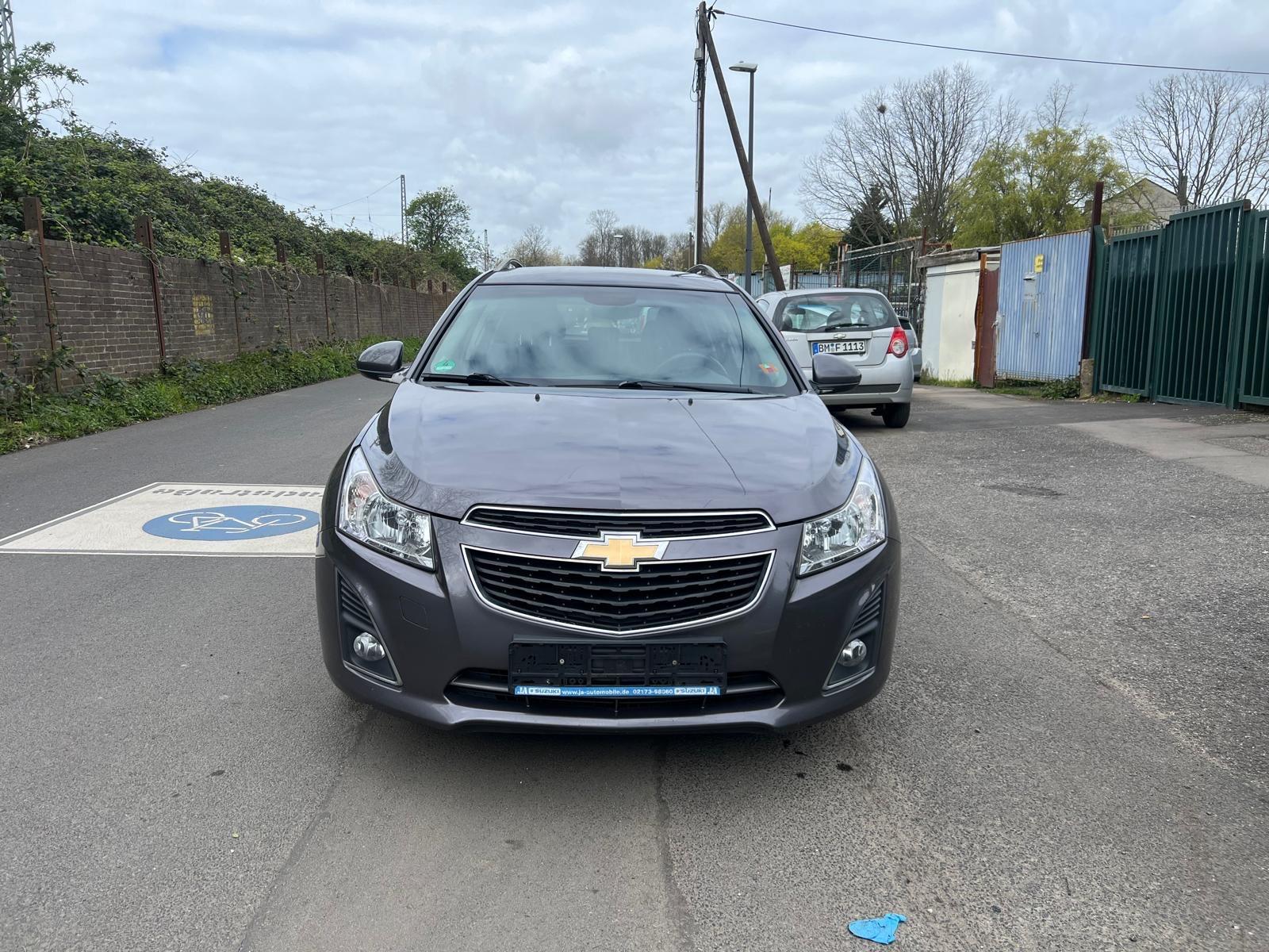 Chevrolet Cruze Station Wagon LT+