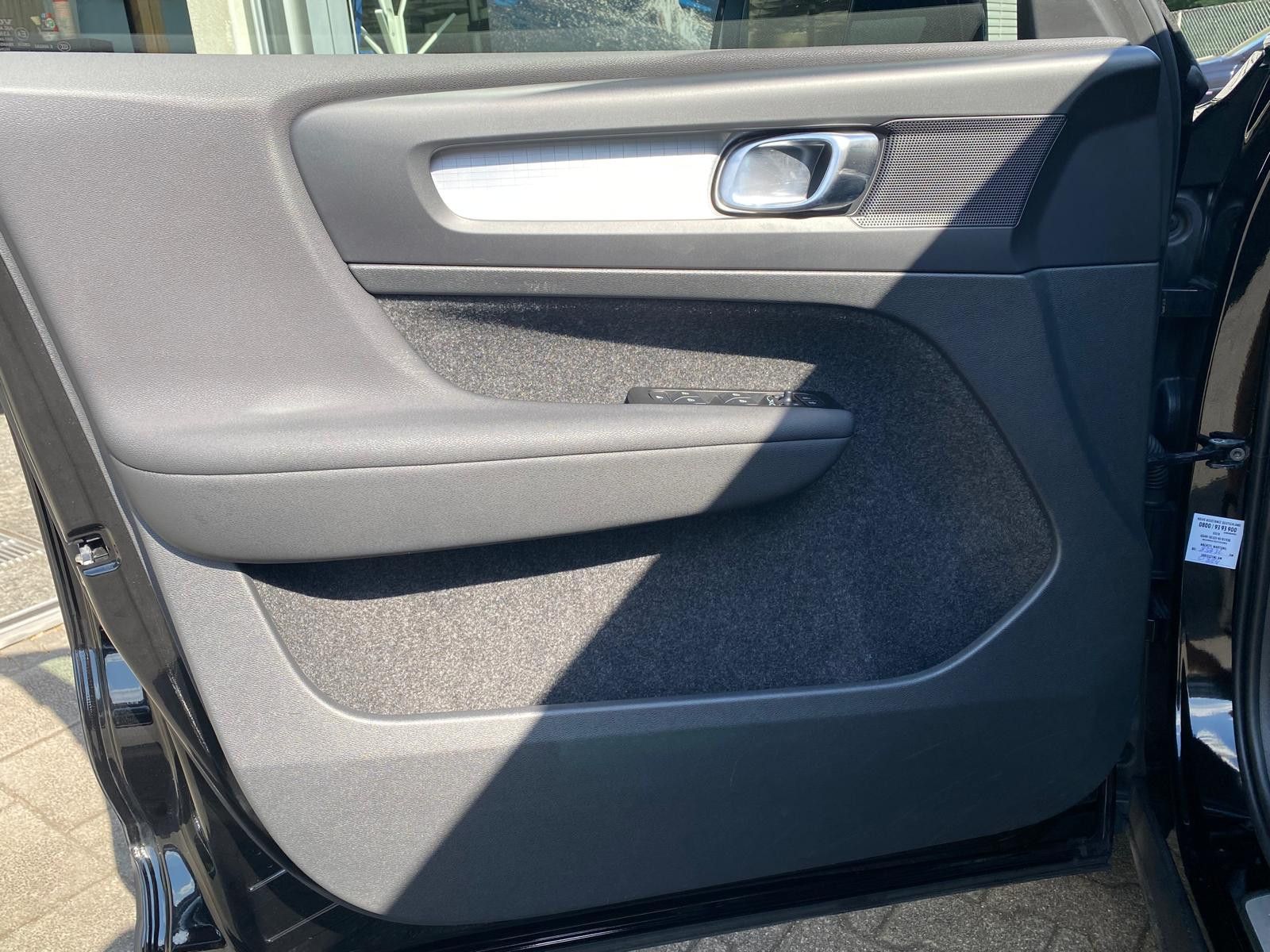 Fahrzeugabbildung Volvo XC40 Inscript Plug-In Hybr LED+NAVI+KAM+DAB+ACC+