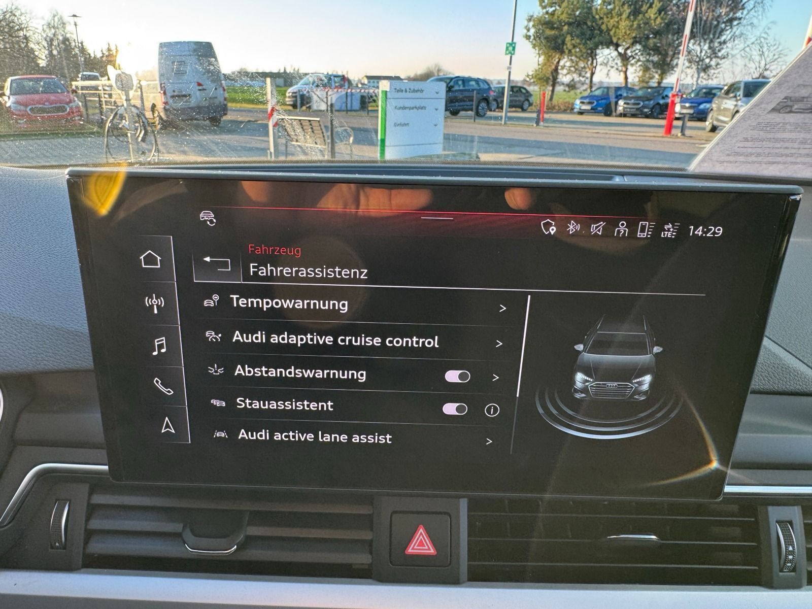 Fahrzeugabbildung Audi A4 Avant S line 204PS Stronic*LED*NAVI*Tour*Allw