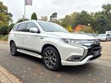 Mitsubishi Outlander PHEV Top 4WD |Plug-in-Hybrid|AHK| - Mitsubishi Outlander Hybrid (/Elektro) Plug in mit Benzin-Antrieb