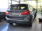 BMW 218i Active Tourer Sport Line 18" LM PDC Navi - graue BMW 218 Active Tourer