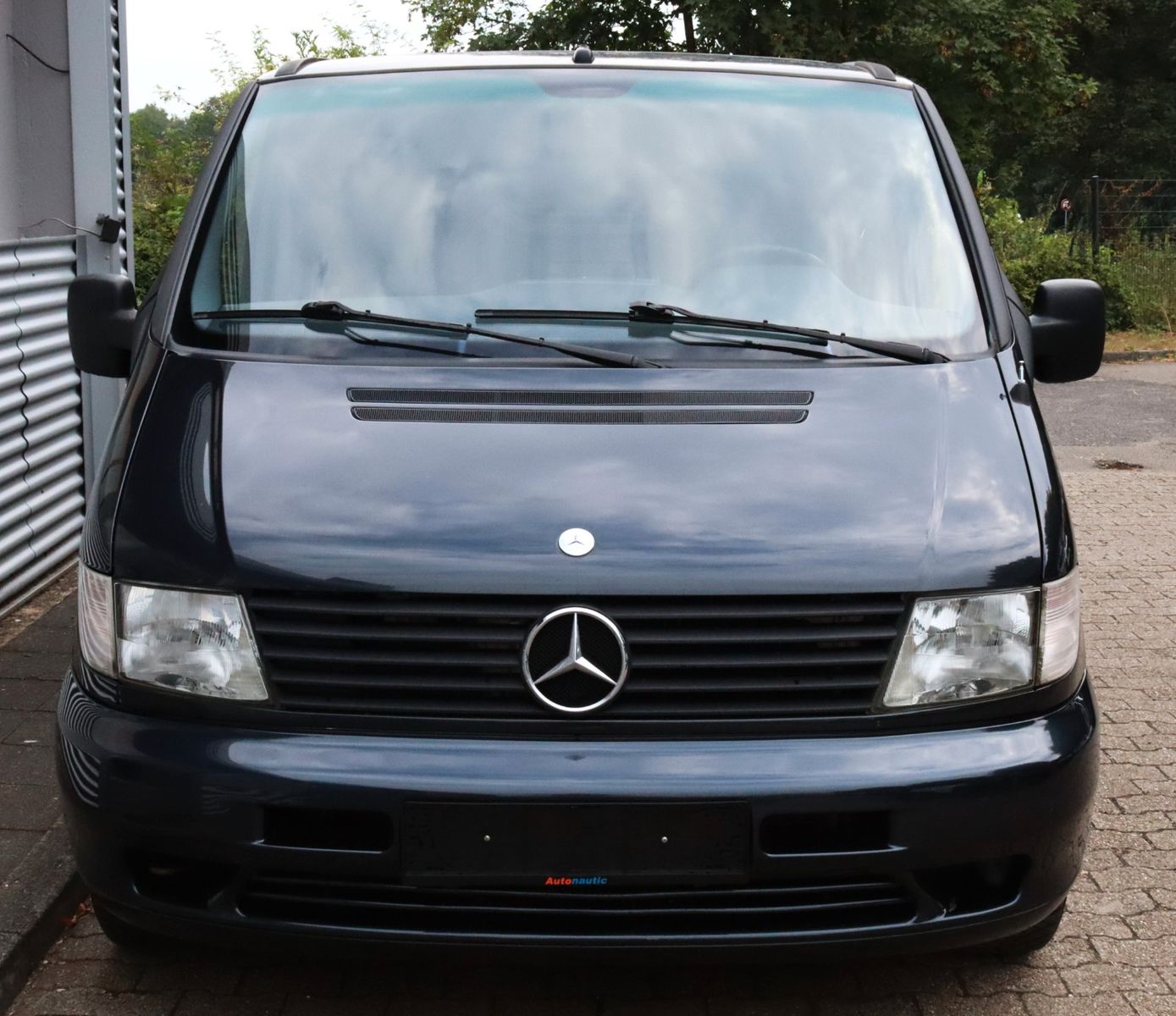 Fahrzeugabbildung Mercedes-Benz VITO 113 AUTOMATIK*KLIMA*BESTATTUNGSFAHRZEUG*TOP
