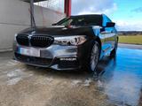 BMW G31 540i x Drive B58 Motor M Paket - BMW 315 mit Benzin-Antrieb: Automatik