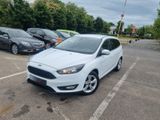 Ford Focus 1,0 EcoBoost 74kW/Neue Tüv und Inspektion - : Kombi, 74