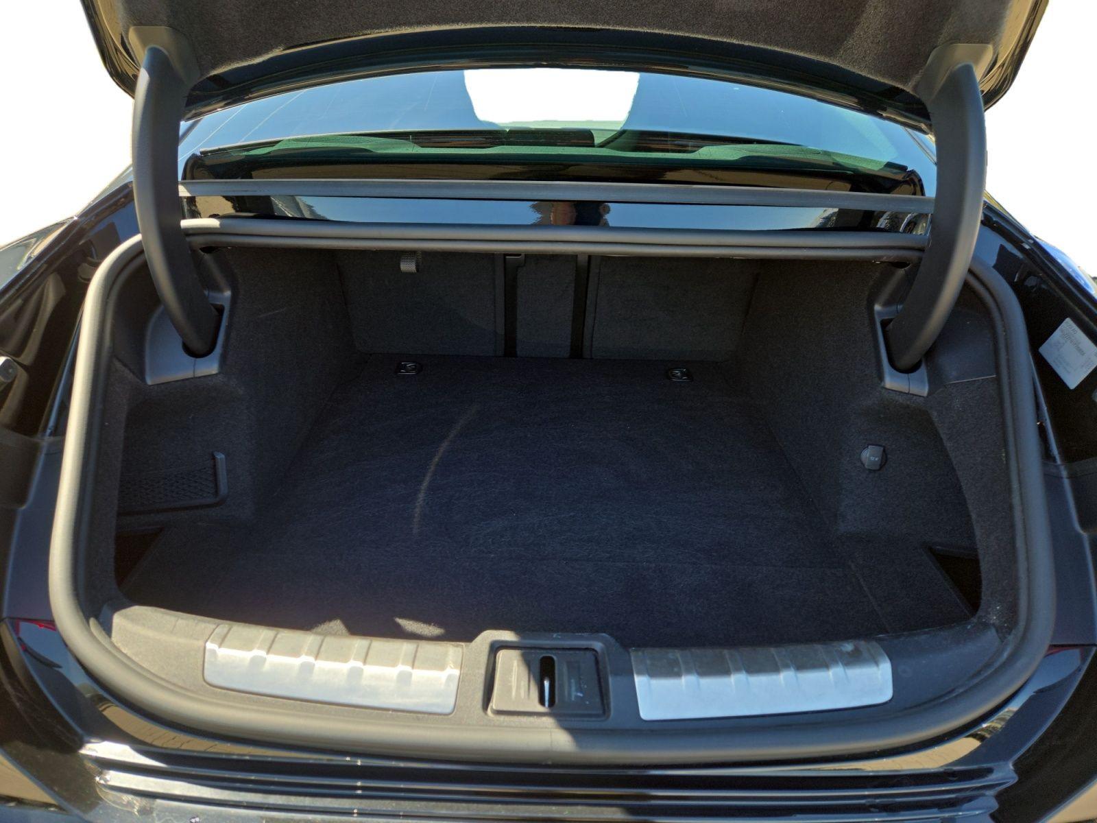 Audi e-tron GT Optikpaket schwarz/MATRIX/PANO/WÄRMEPU