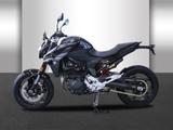 BMW F 900 R TRIPLE BLACK