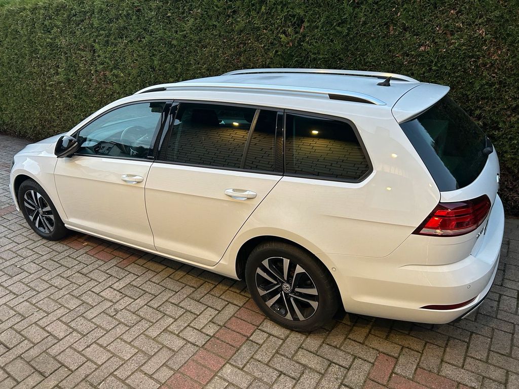 Image of Volkswagen Golf