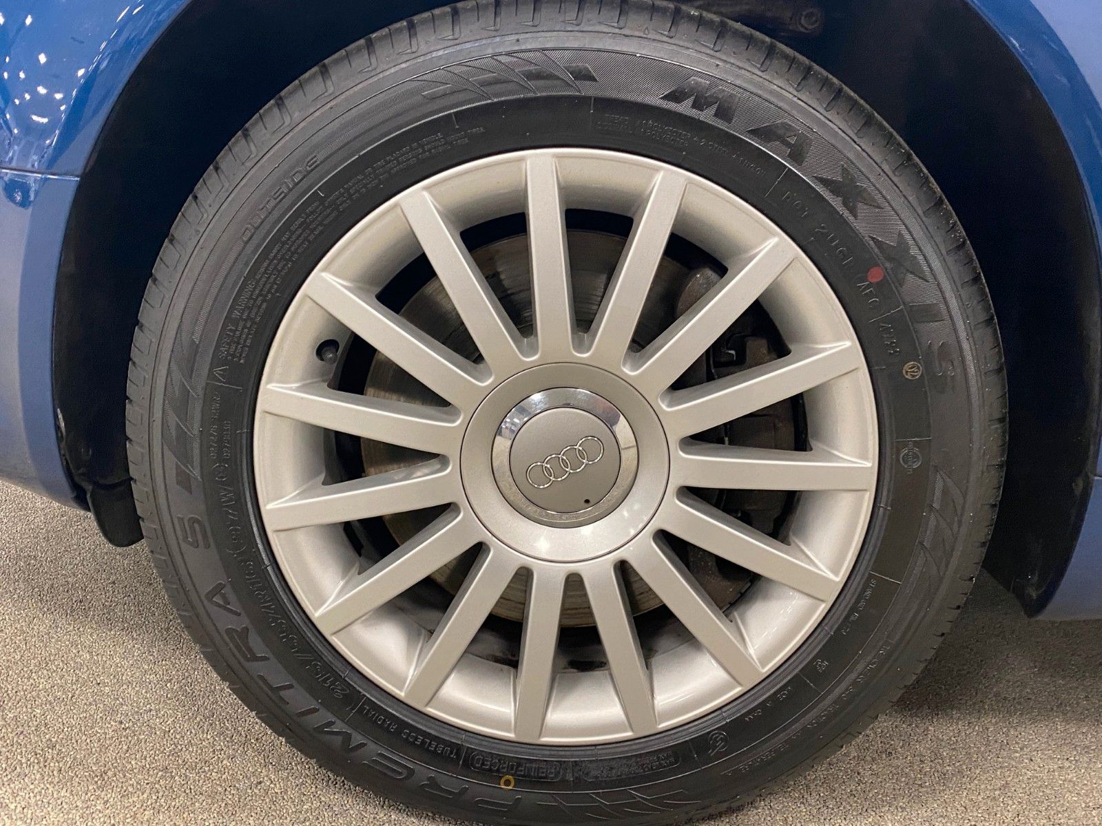 Fahrzeugabbildung Audi A4 2.0 TFSI Avant+NAVI+XENON+CHECKHEFT+1.HAND+BC
