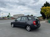 Kia Carens LX - Kia Carens aus 2008