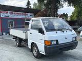 Mitsubishi L300 Oldtimer 1. Hand  2,0 BENZIN.  TÜV NEU - Oldtimer: Pickup
