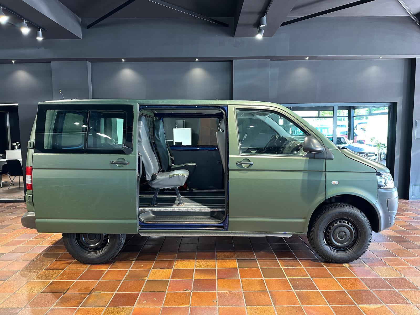 Volkswagen T5 WIDDER 4MOTION ROCKTON SEIKEL BUNDESWEHR OFFR