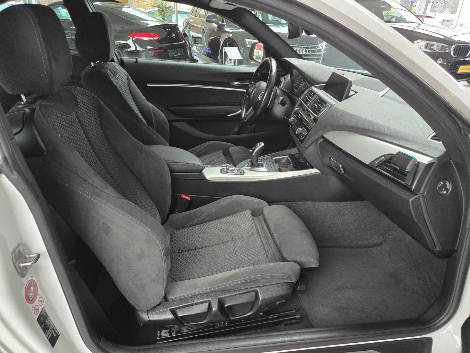 Fahrzeugabbildung BMW 225 2 Coupe d M Sport Paket *SONDERLACK*