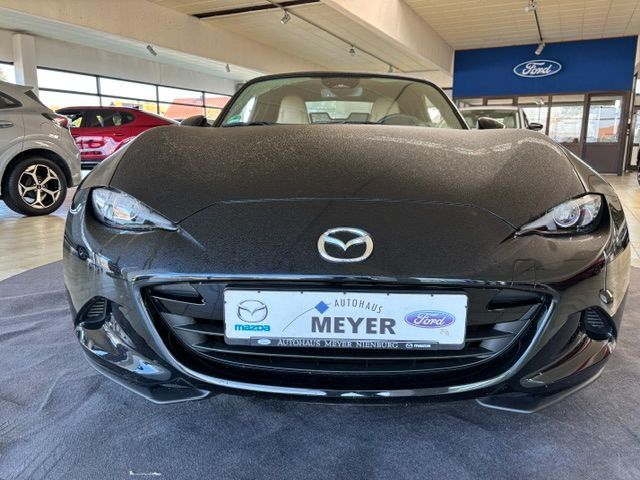 Mazda MX-5 2.0 Kazari Stoffverdeck MatrixBOSE