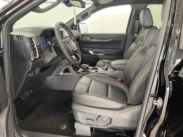 Fahrzeugabbildung Ford Ranger Wildtrak e-4WD Doppelkabine 2.0 Ecoblue K