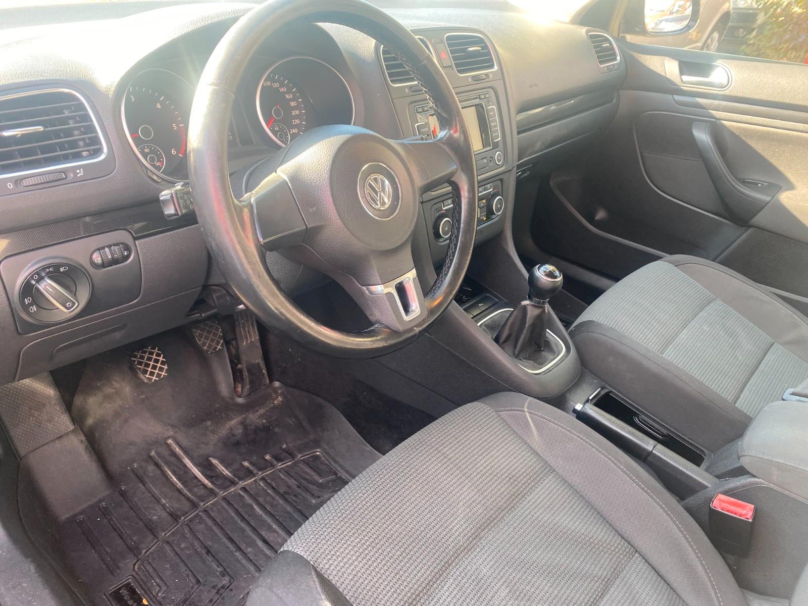 Volkswagen Golf 2011 — photo 12