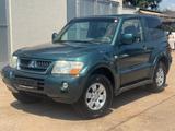Mitsubishi Pajero 3,2 DI-D TÜV NEU/WEBASTO-STANDHEIZUNG/4X4 - Mitsubishi Pajero aus 2003 mit Diesel-Antrieb