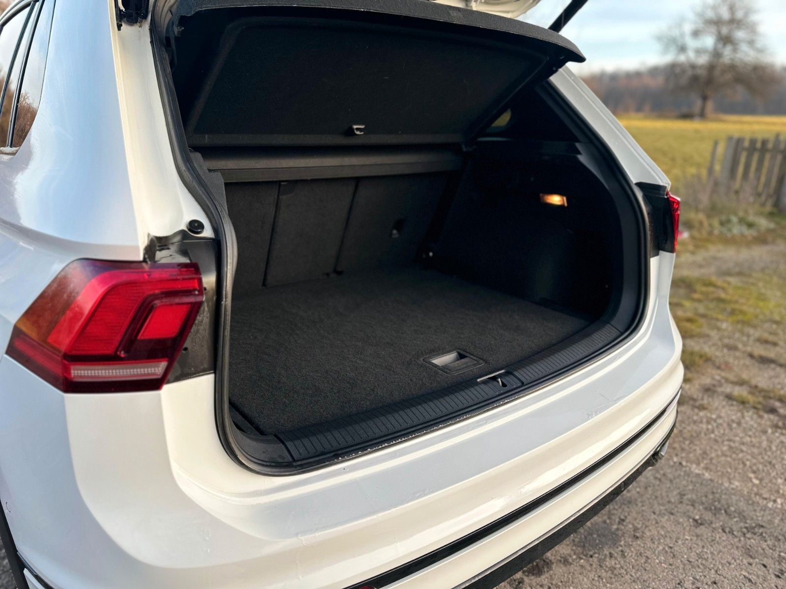 Volkswagen Tiguan*R-Line*DSG*4Motion*LED*Pano*Kamera*ACC* foto 24
