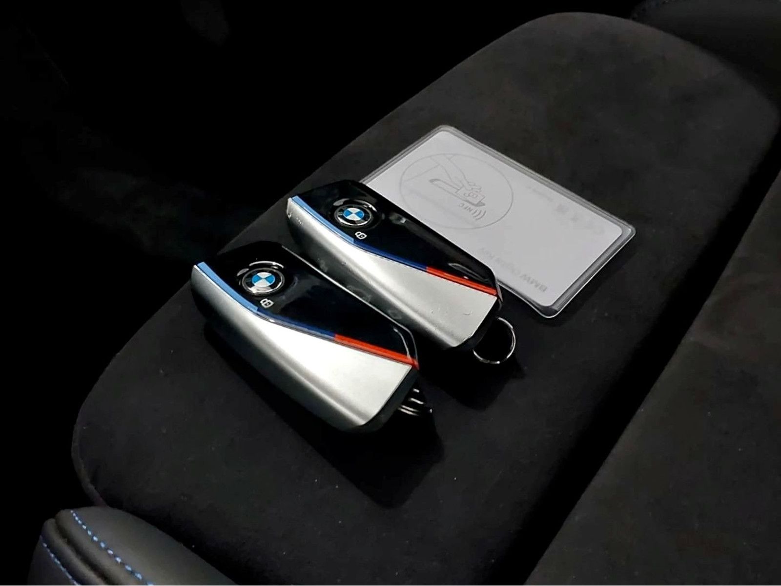 BMW X2 sDrive 20i M Sportpaket HeadUp 360°Kam Iconic foto 15