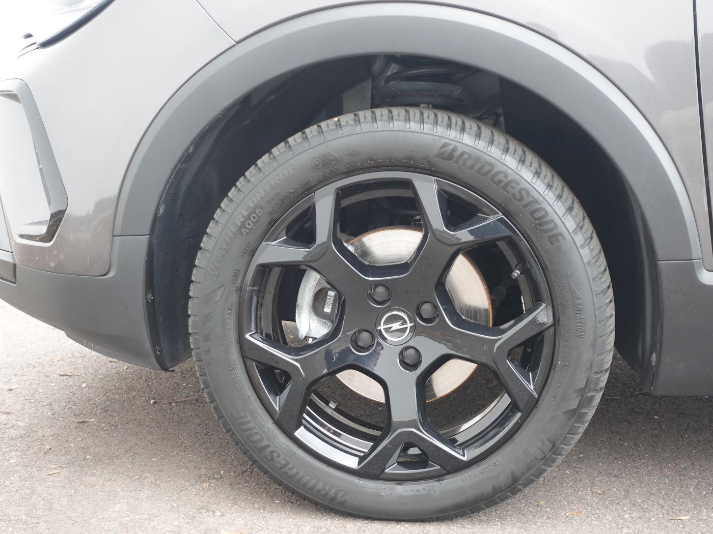 Fahrzeugabbildung Opel Crossland 1.2 Turbo Ultimate HUD,KlimaA,LED,Navi