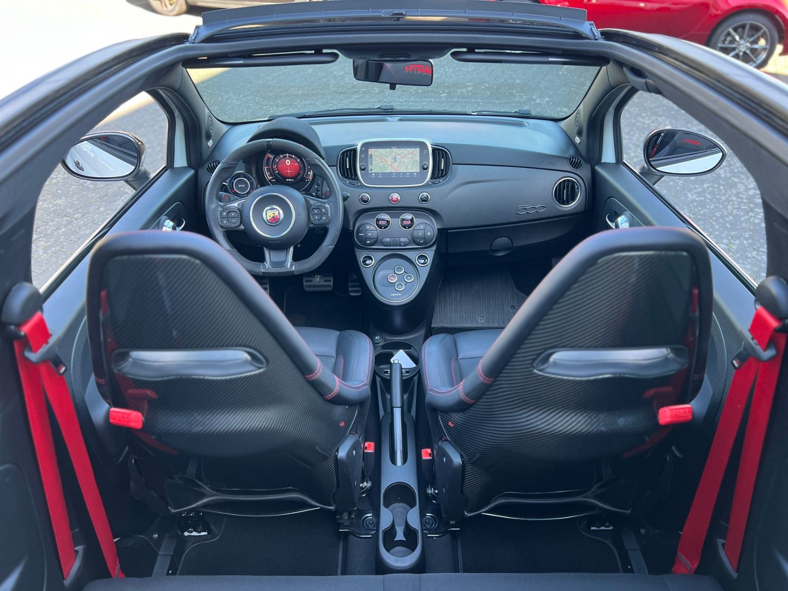 Fahrzeugabbildung Abarth 595C esseesse BEATS XENON NAVI ALU
