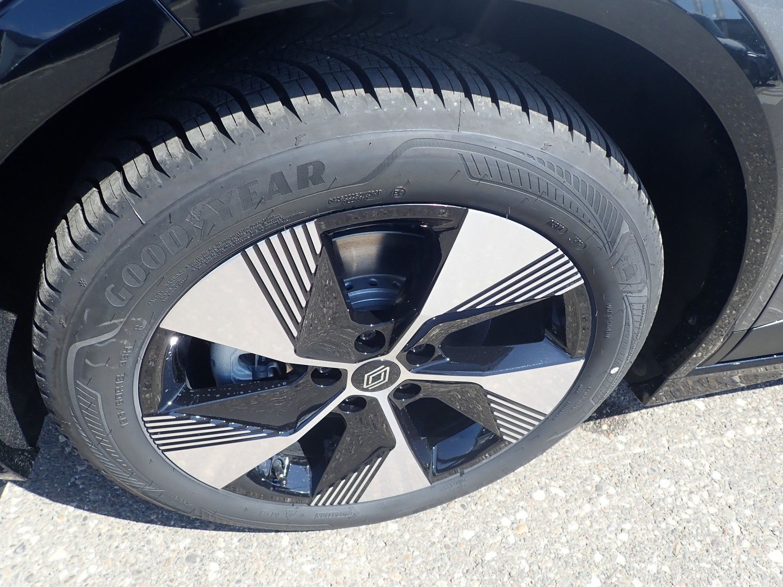 Fahrzeugabbildung Renault Megane E-TECH 100% ele Techno 220 Comfort Range