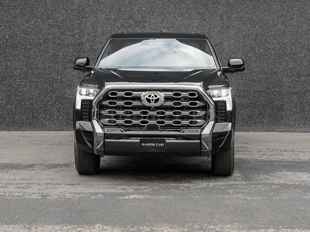 Toyota 2026 Tundra Platinum CrewMax 5.5  € 86000 imagem 2