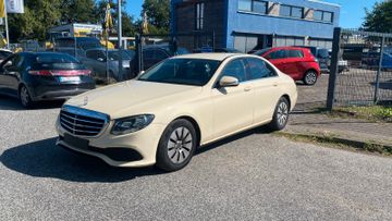 Mercedes E 200 - 1