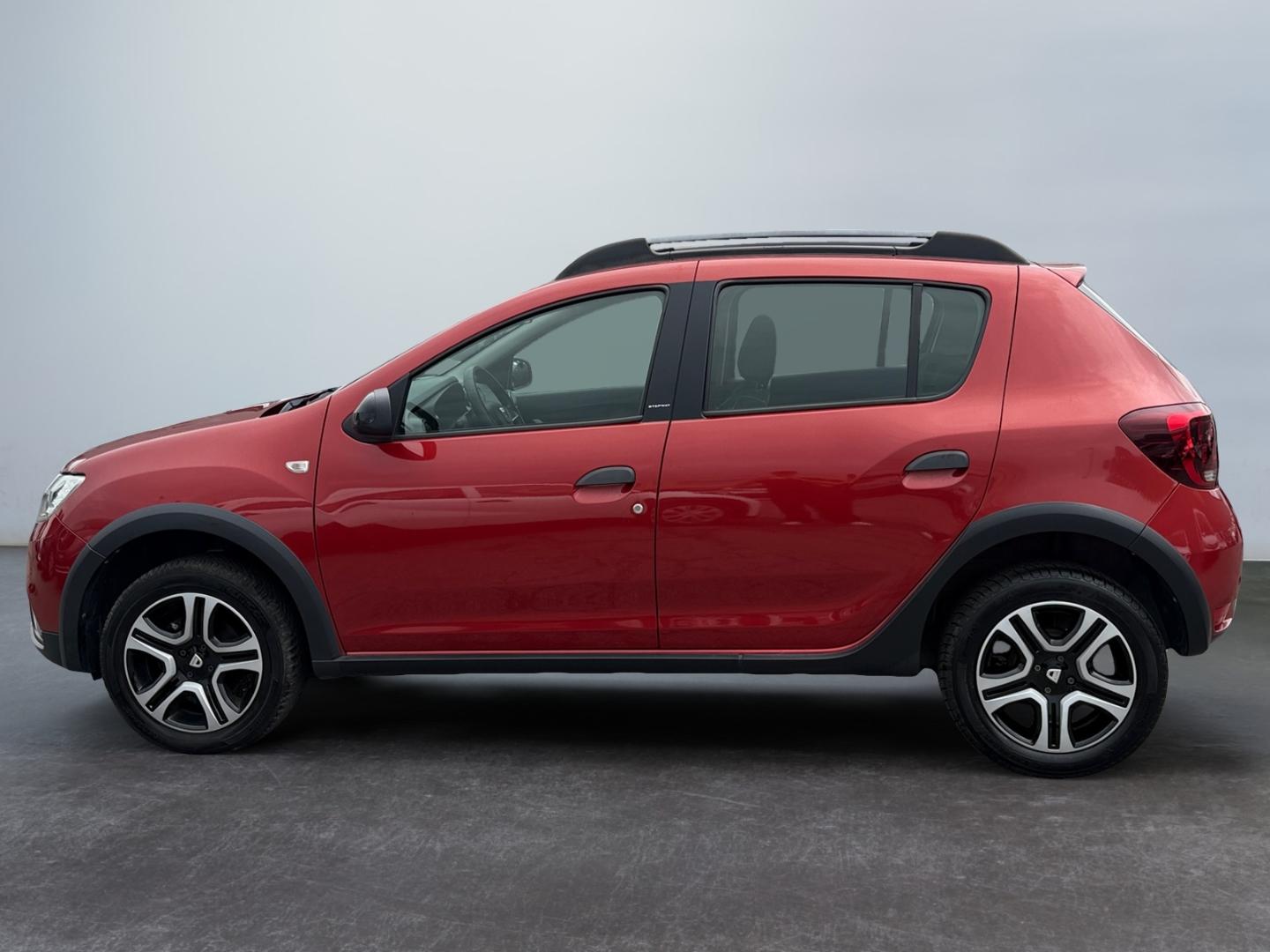 Dacia Sandero Stepway TCe 90 Celebration *AHK*Navi*CAM