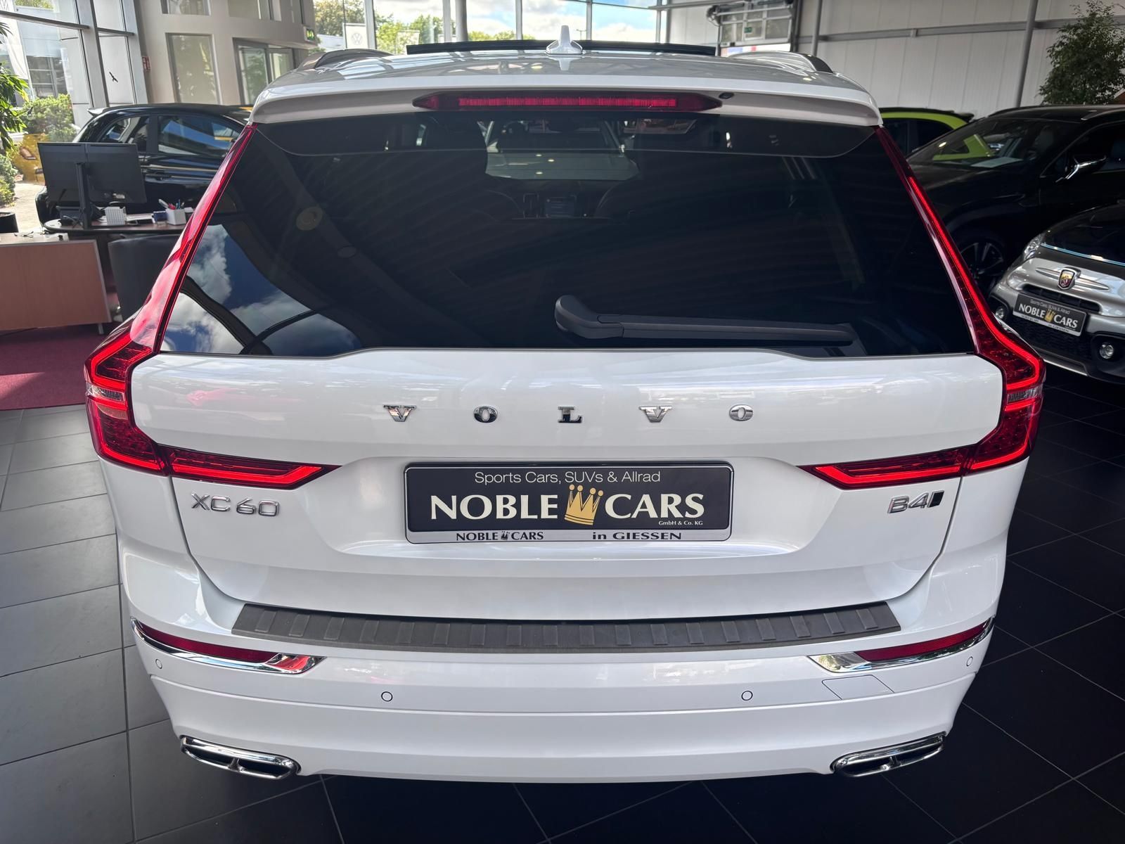 Fahrzeugabbildung Volvo XC60 Inscription AWD AHK LED NAVI LEDER Pano