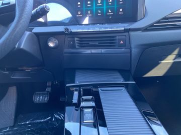 Opel Astra ST 1.2 Turbo GS EAT8 360°  KEYLESS  SHZ