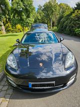 Porsche Panamera 4 - - Porsche Panamera: Limousine