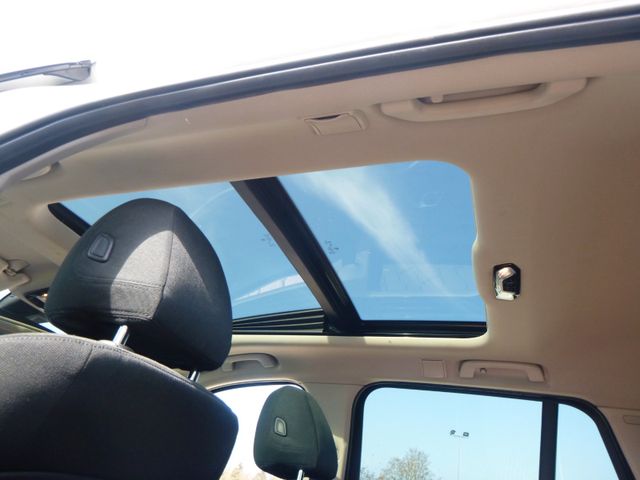 Fahrzeugabbildung BMW 320d Touring >HeadUp/AHK/LED/PANO/PDC/SHZ<