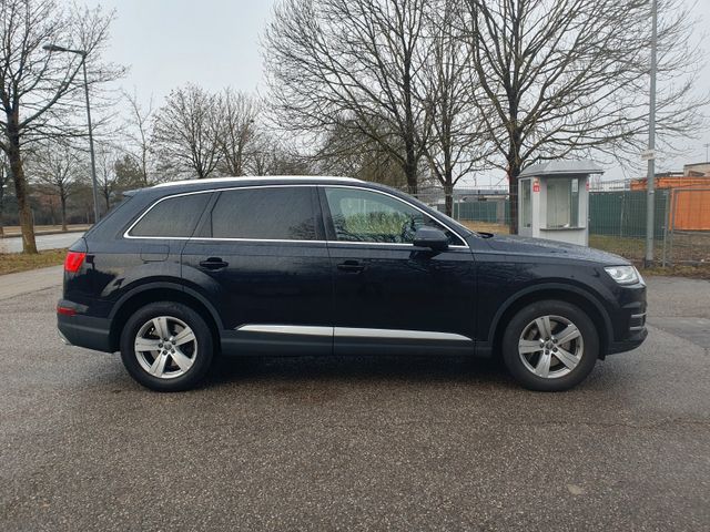 Audi Q7 45 TDI quattro 7Sitz Pano StHz AHK BOSE 8fach