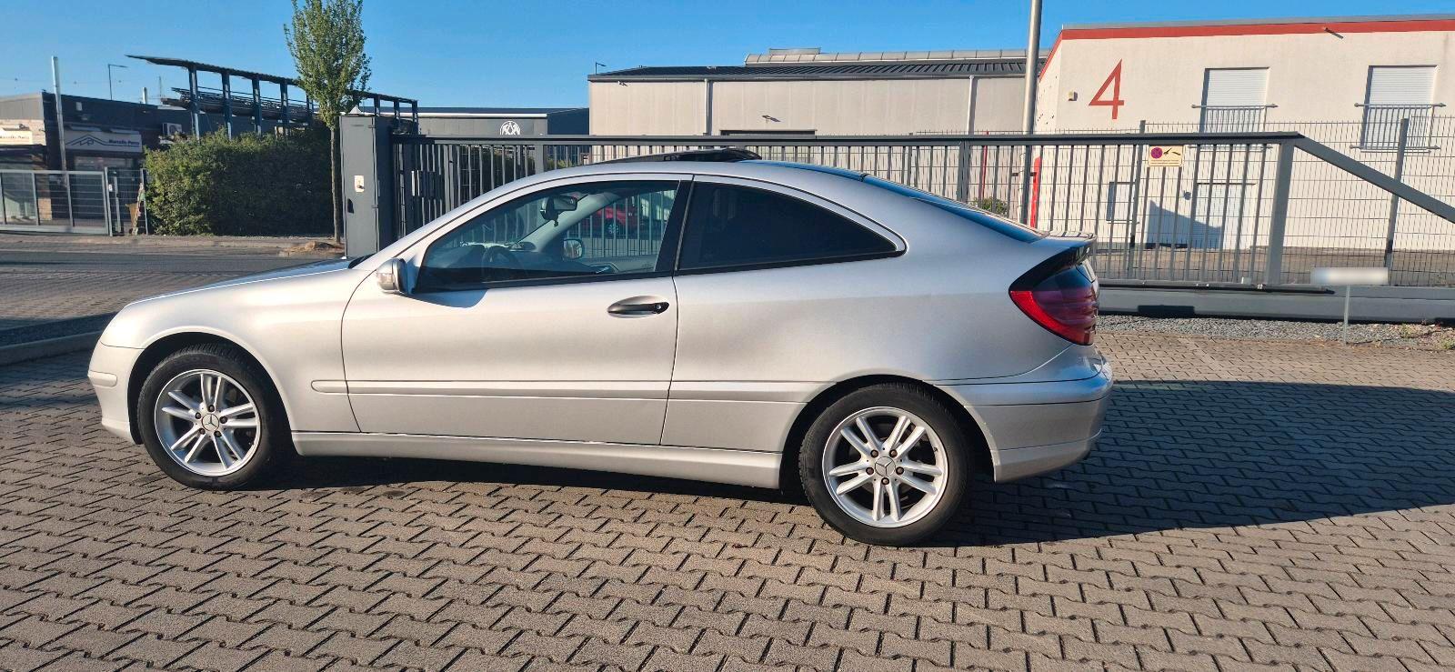 Mercedes-Benz C 180