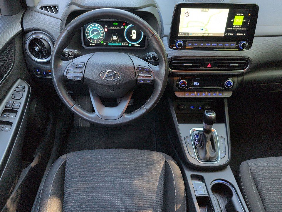 Fahrzeugabbildung Hyundai KONA HEV 1.6 DCT TREND NAVI-P AHK/ABNEHM+KRELL++