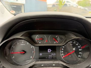 Opel Crossland (X) - 11
